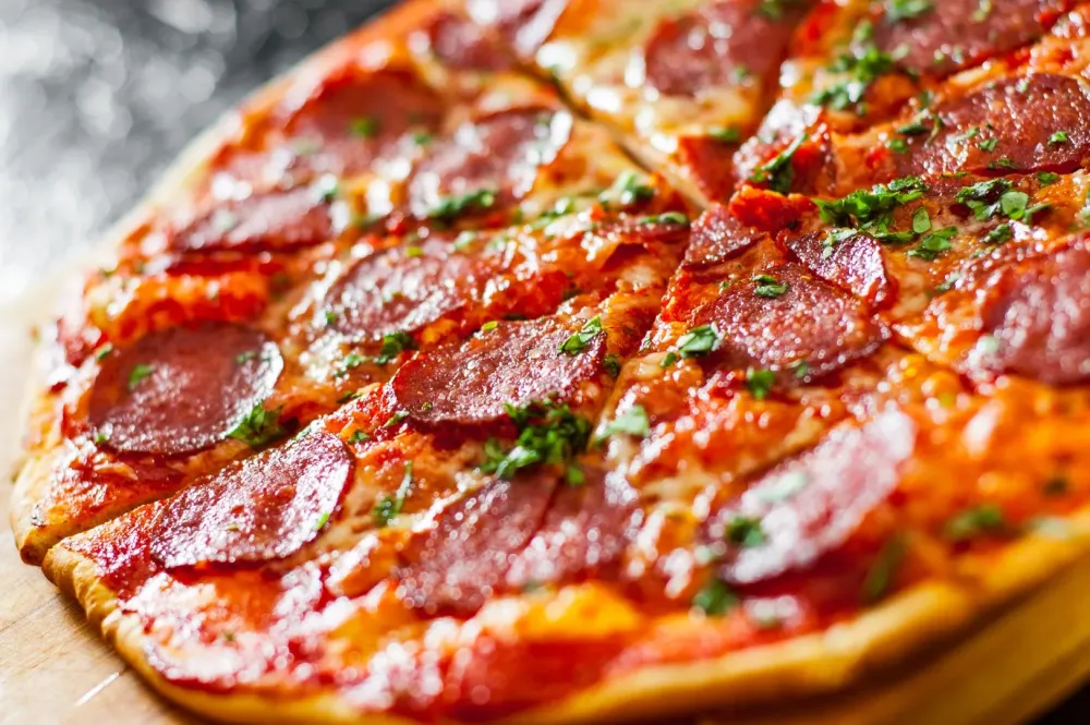 Pizza maison au peperroni